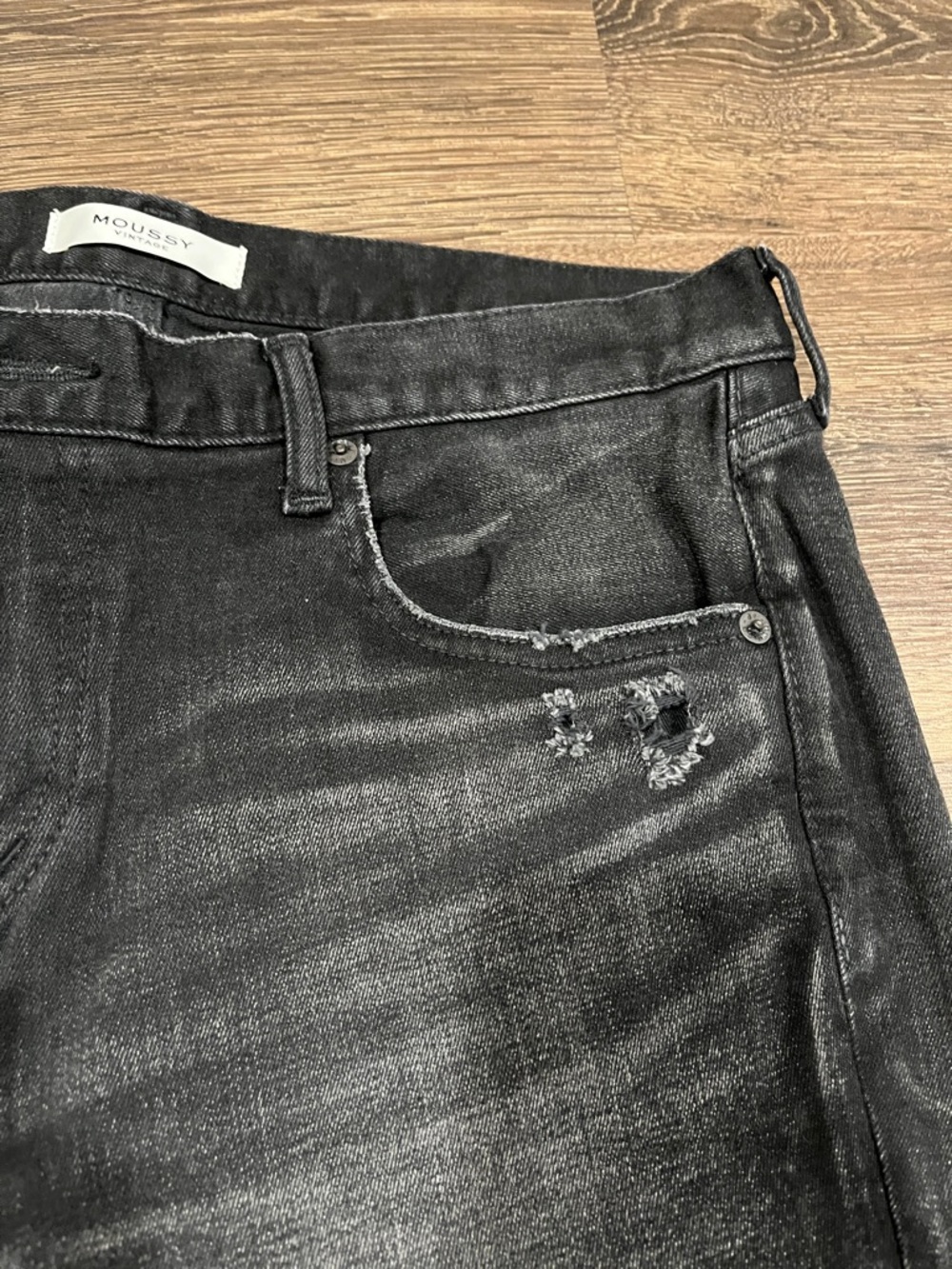 Moussy Black Raw-Hem Straight Jeans - Picture 4 of 10